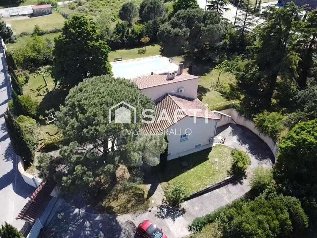 Photo 2 - Maison à BOURG-LES-VALENCE