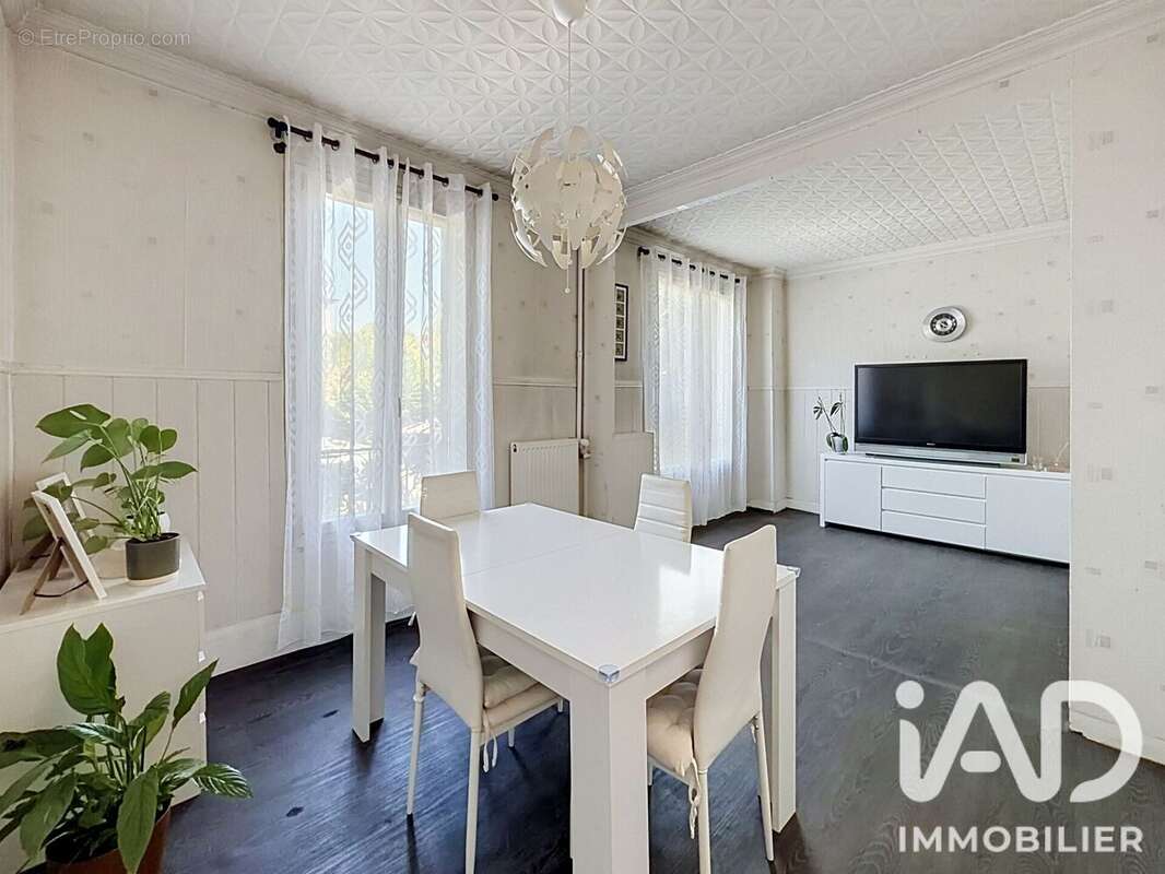 Maison 64 m² à Antony  - photo 3