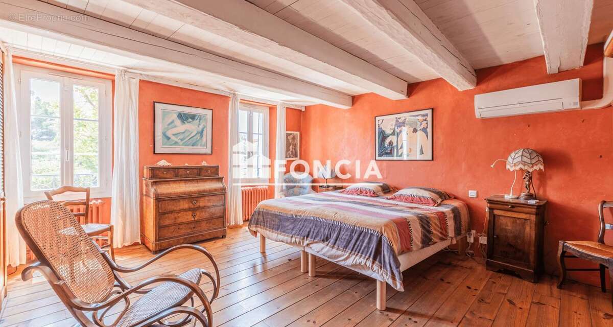 Maison à SIX-FOURS-LES-PLAGES