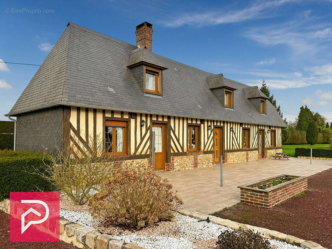 Maison à BERNAY