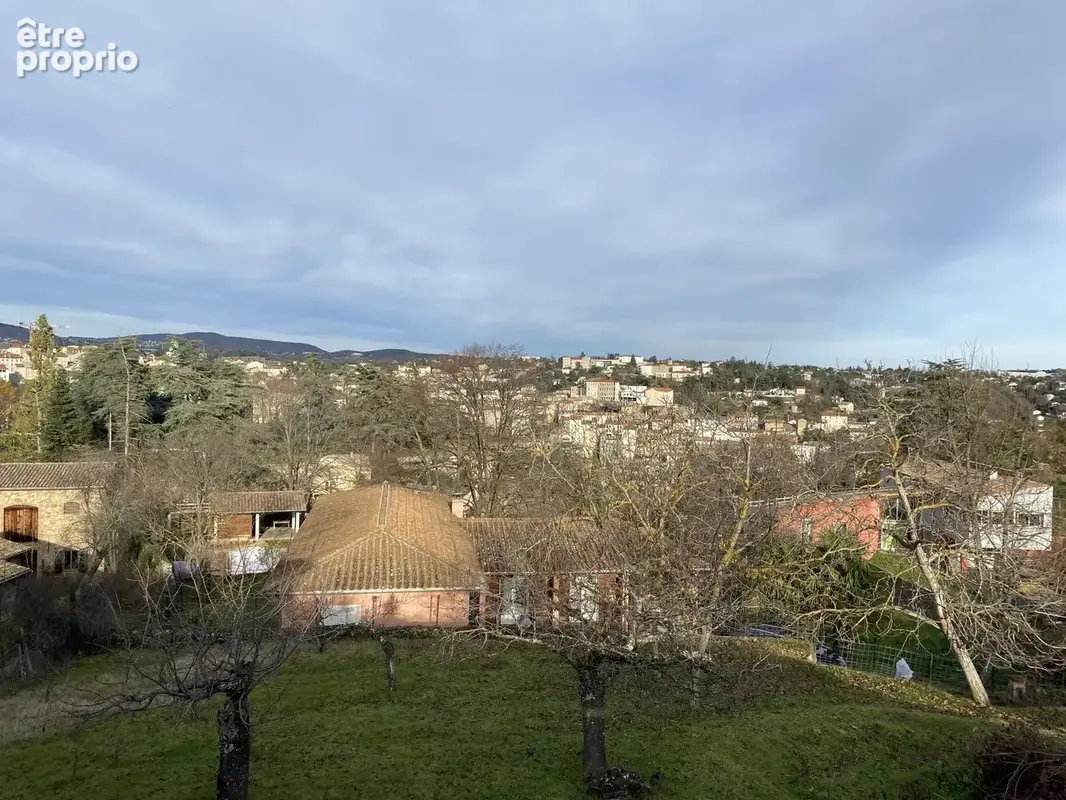 Sur les hauteurs d'Annonay, coquette maison en pierres avec vue et espace piscine. - photo 12