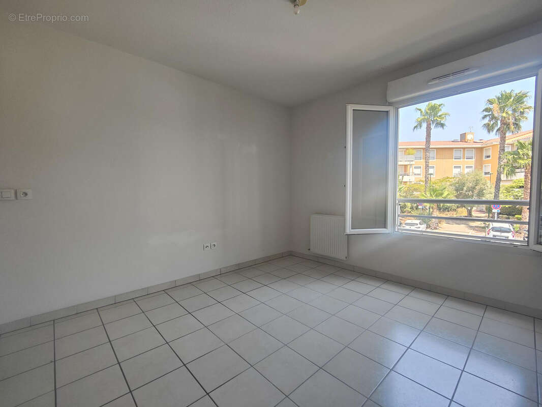 Appartement T2 avec terrasse - photo 5
