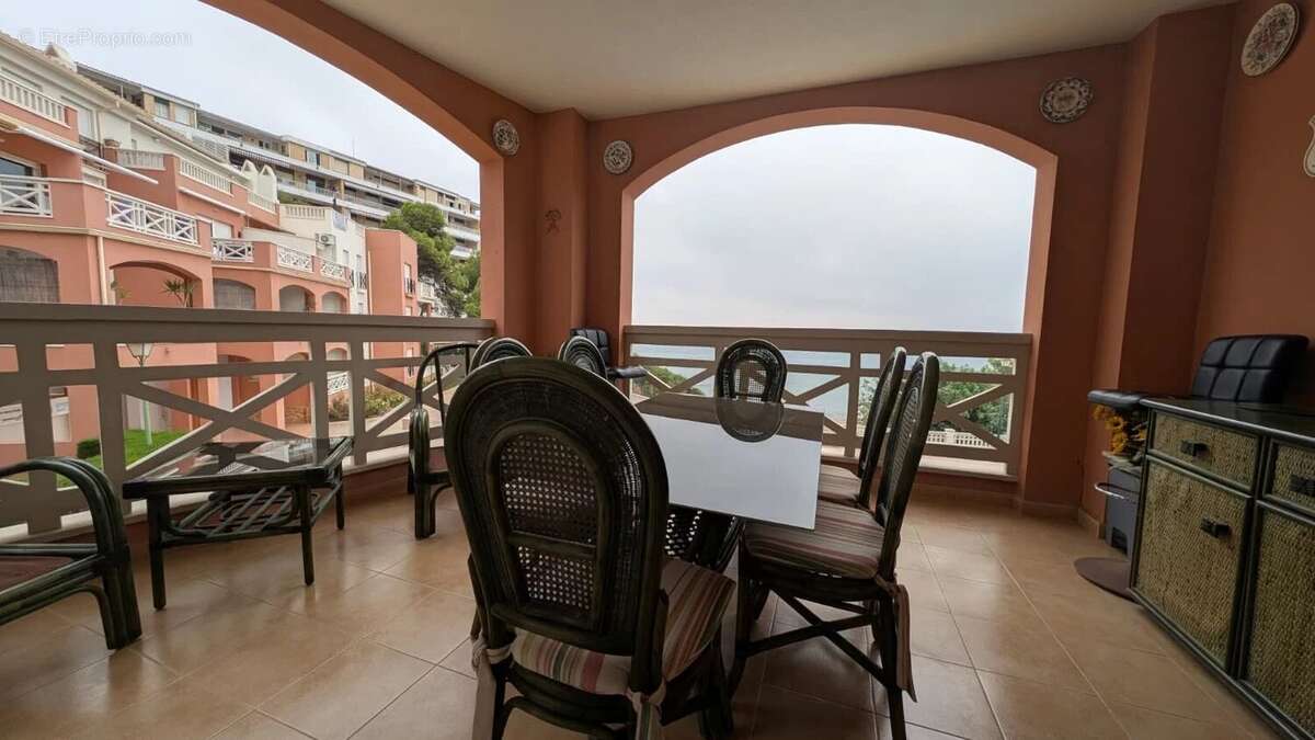 Appartement à LE CAYROL