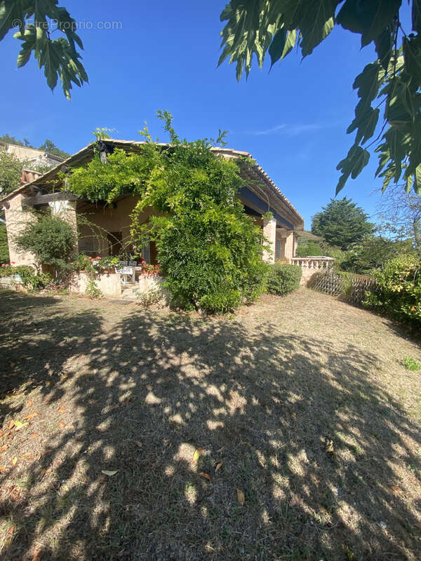 Maison à SAINT-JEANNET