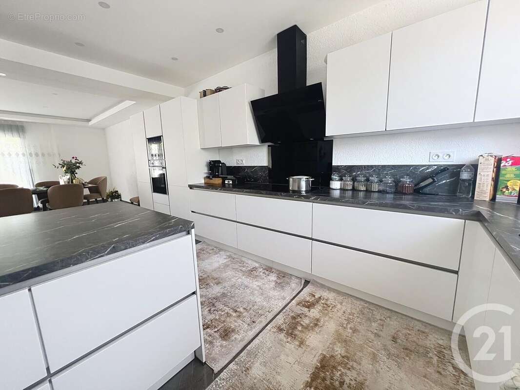 Maison 168 m² à Cormontreuil  - photo 5