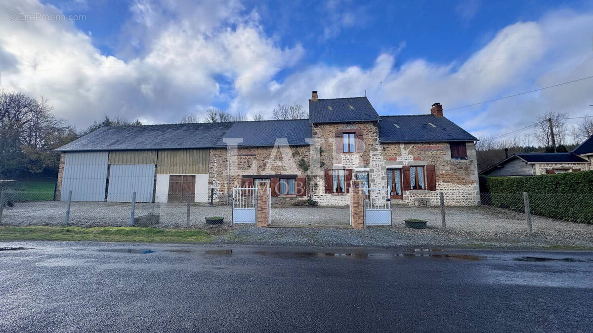 Maison à PRE-EN-PAIL