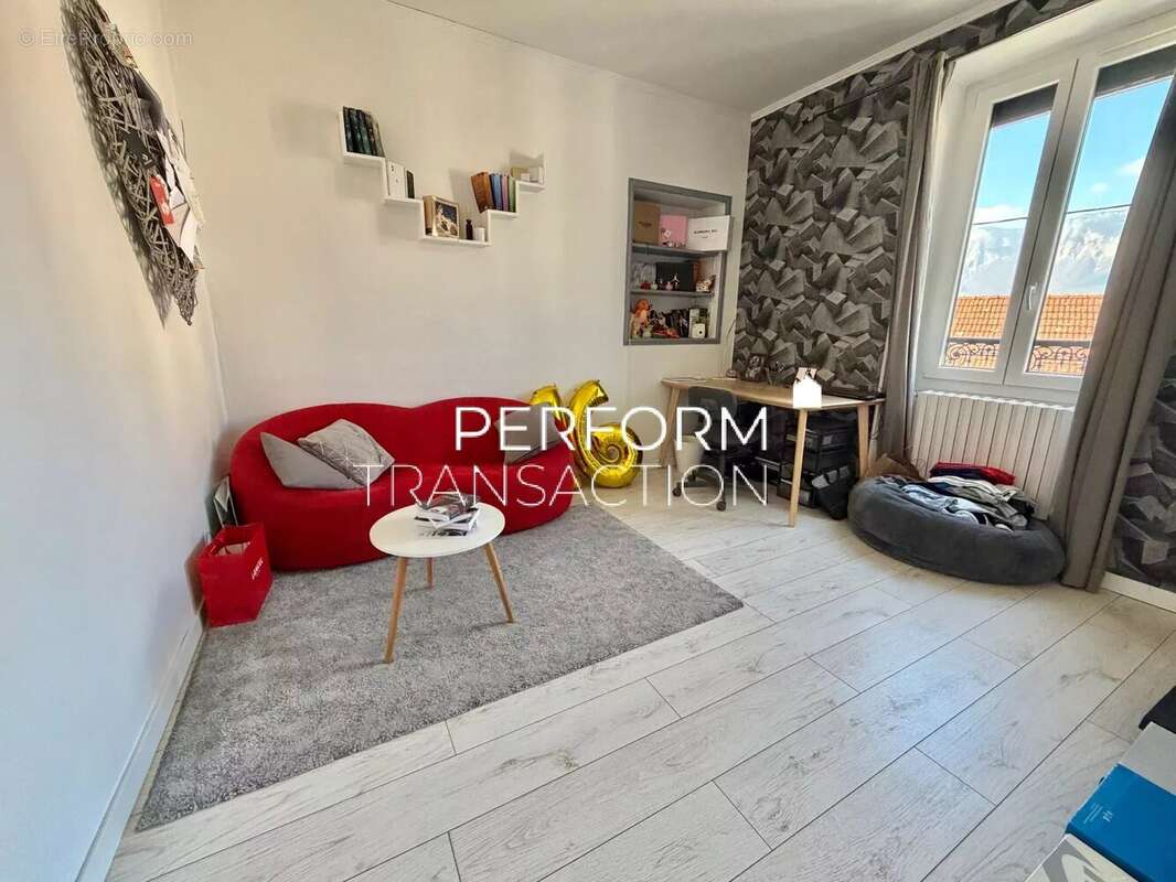 Maison à VILLARD-BONNOT