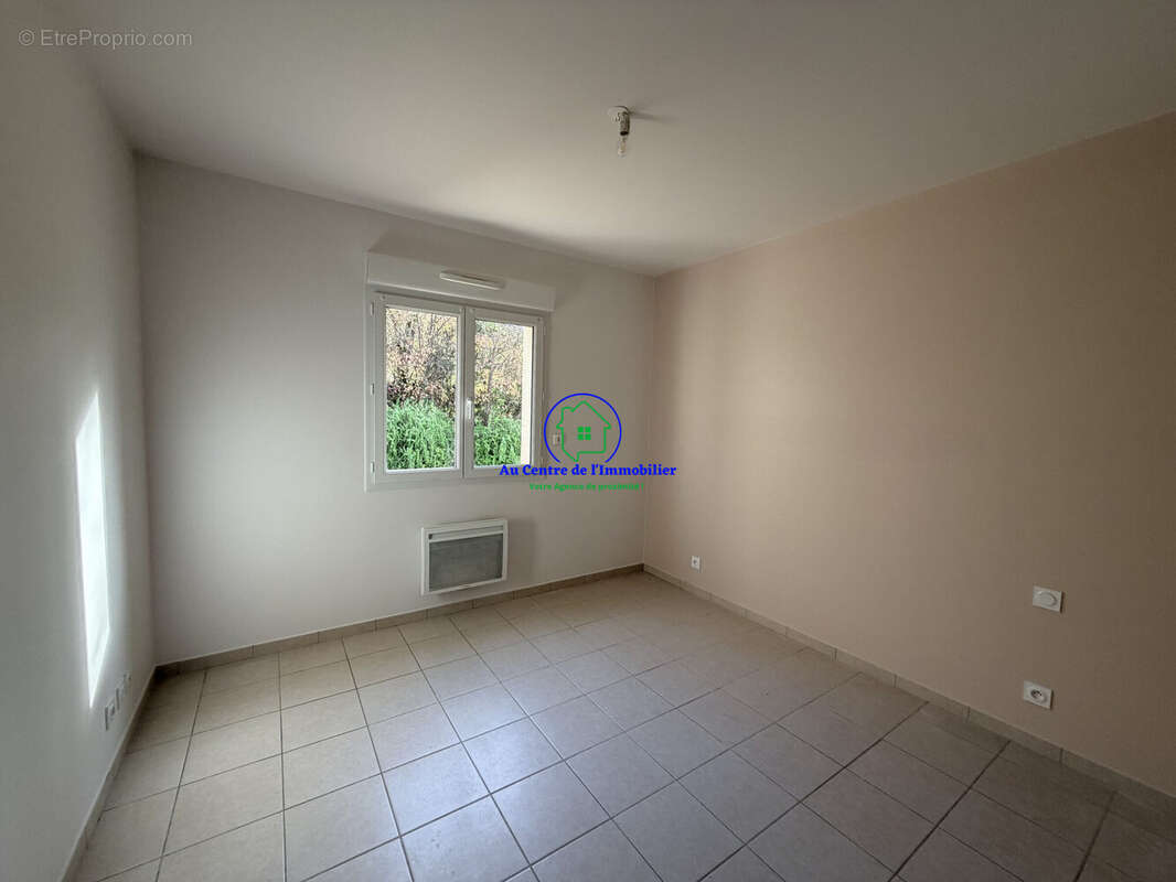 Maison à SAINT-URCISSE