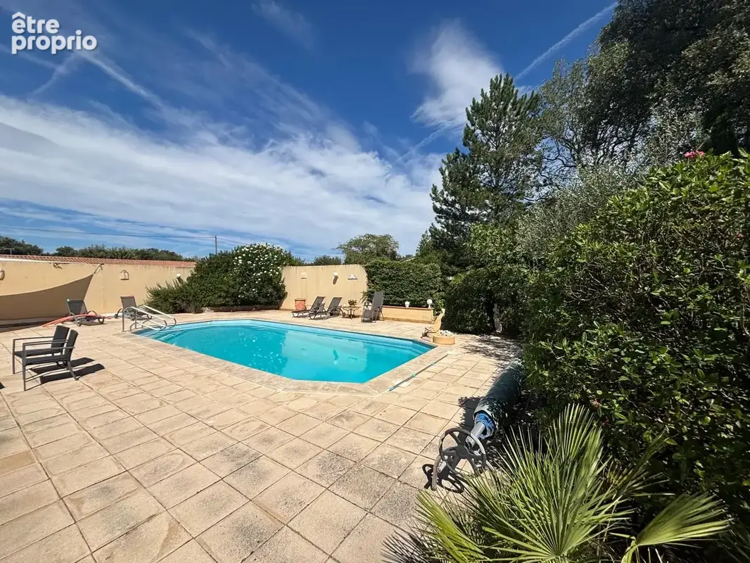 Proche GRIGNAN ,Belle Villa avec piscine, jardin et garage. - photo 31