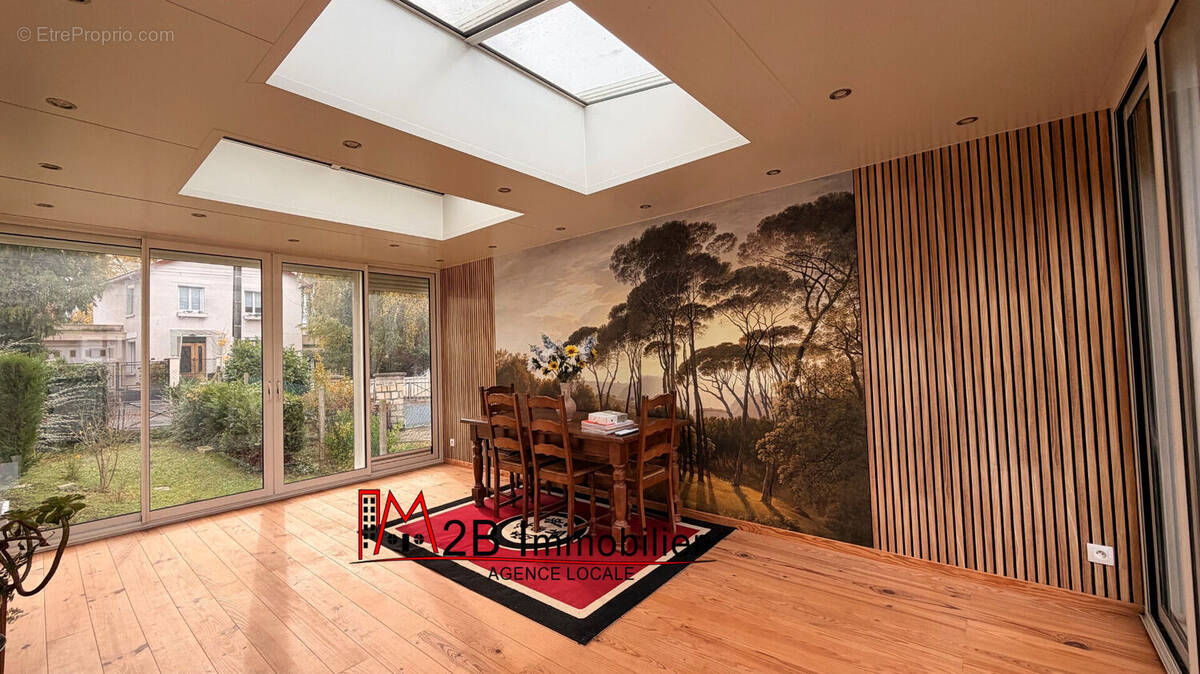 Maison à THORIGNY-SUR-MARNE