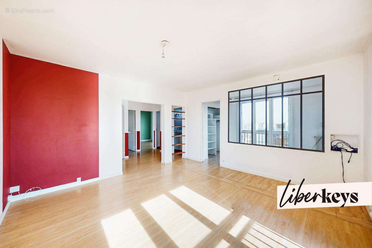 Appartement à IVRY-SUR-SEINE