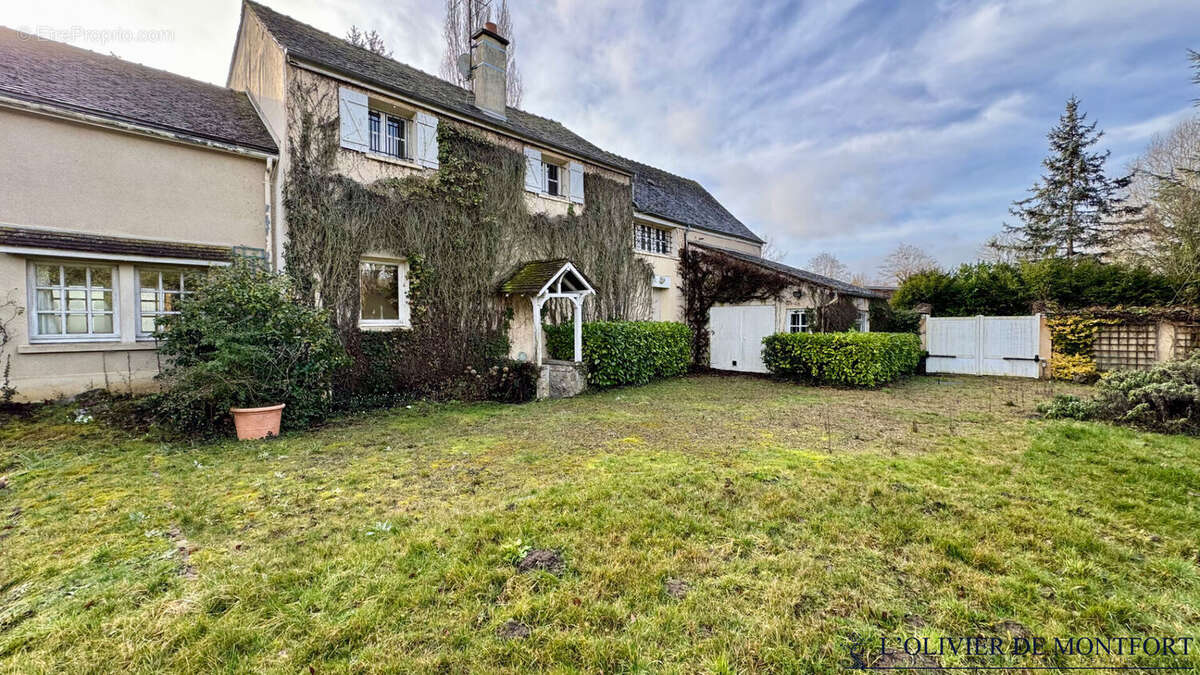 Maison à MONTFORT-L'AMAURY