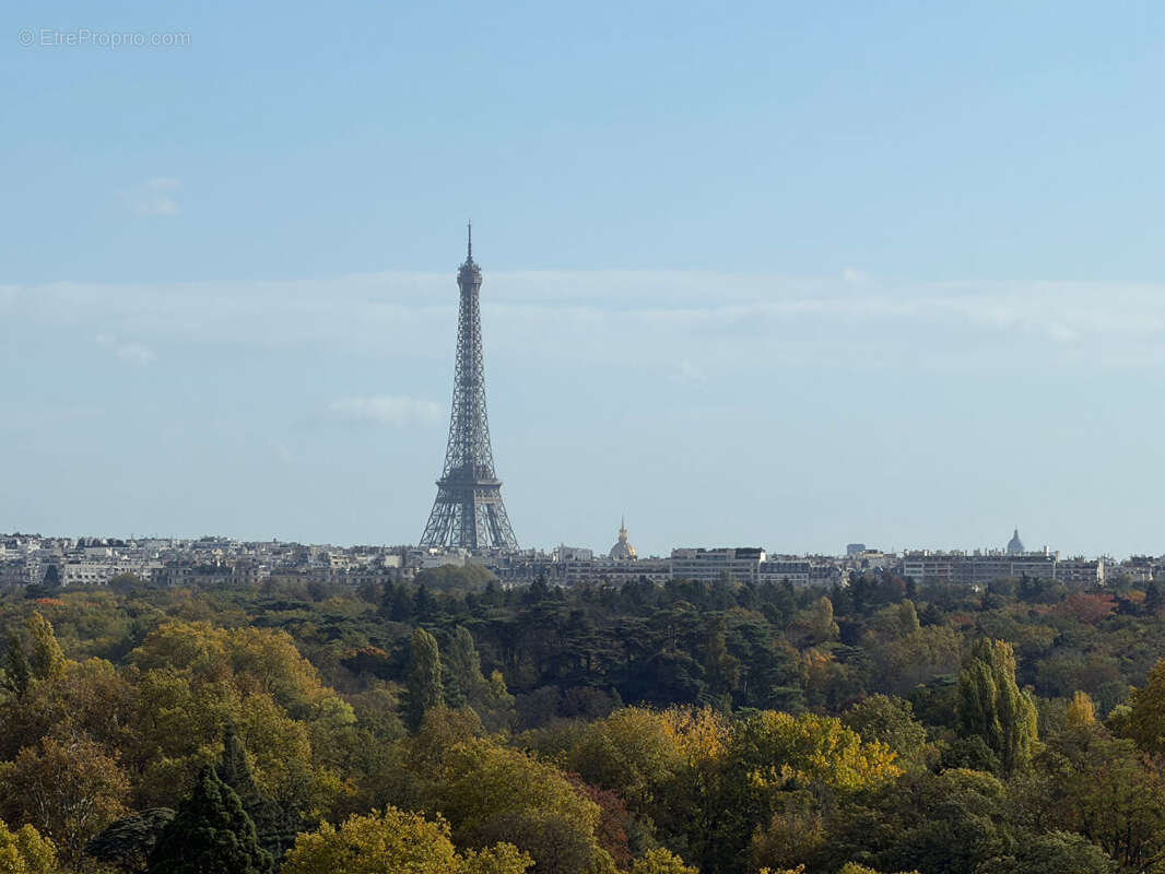 Appartement à SURESNES