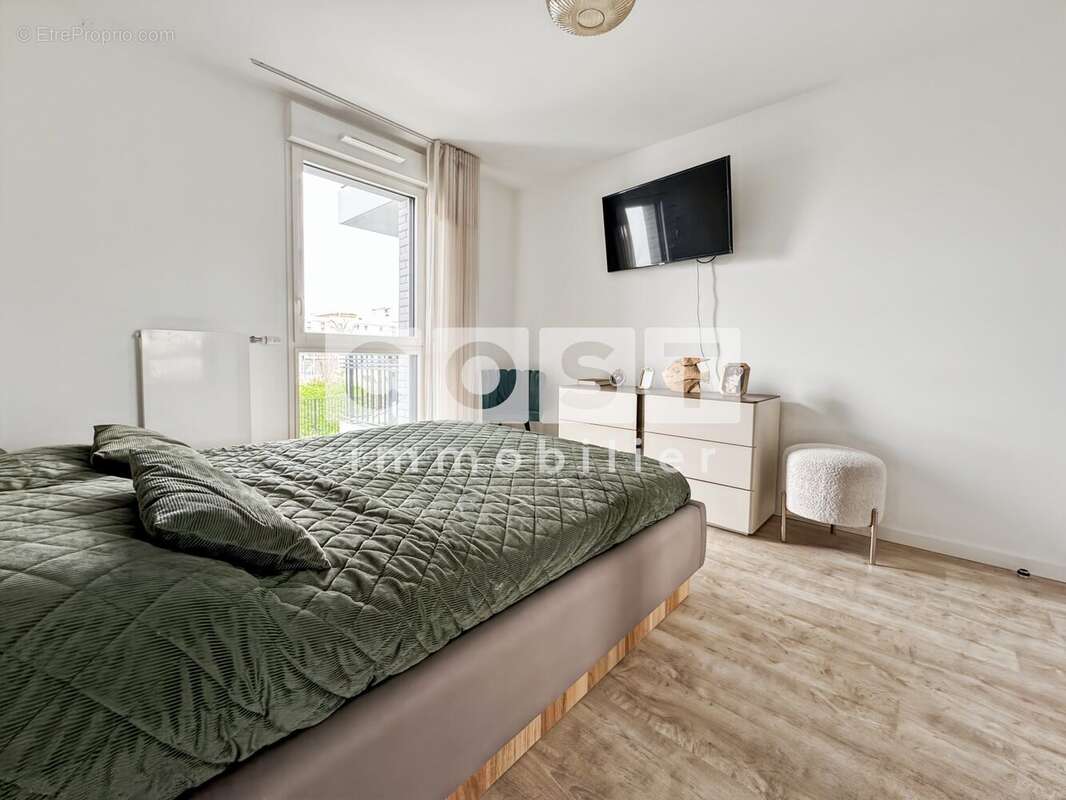 Appartement à BOIS-COLOMBES