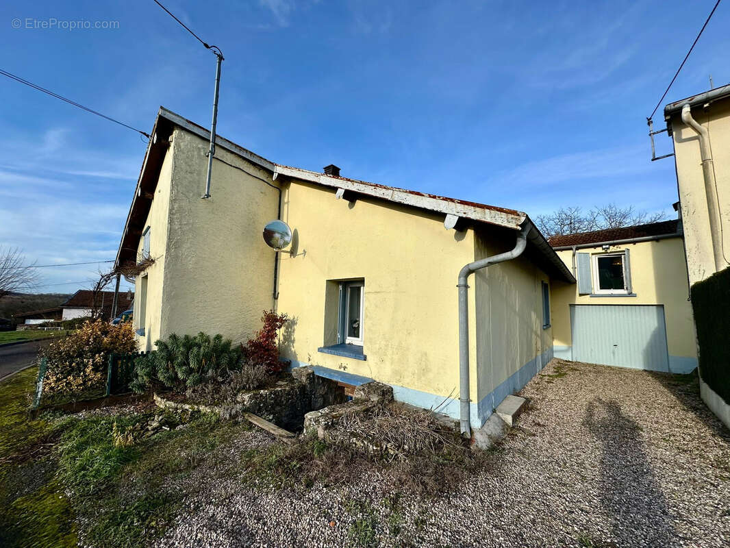 Maison à ORMOY