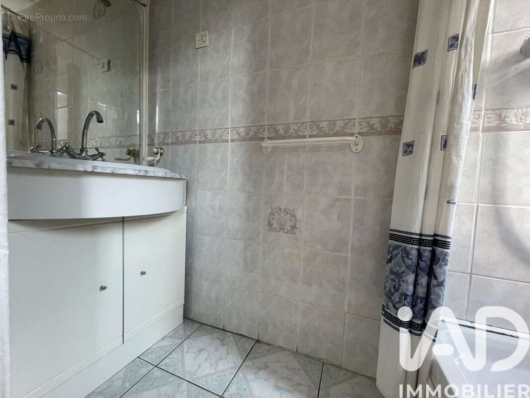 Photo 8 - Appartement à ALGRANGE