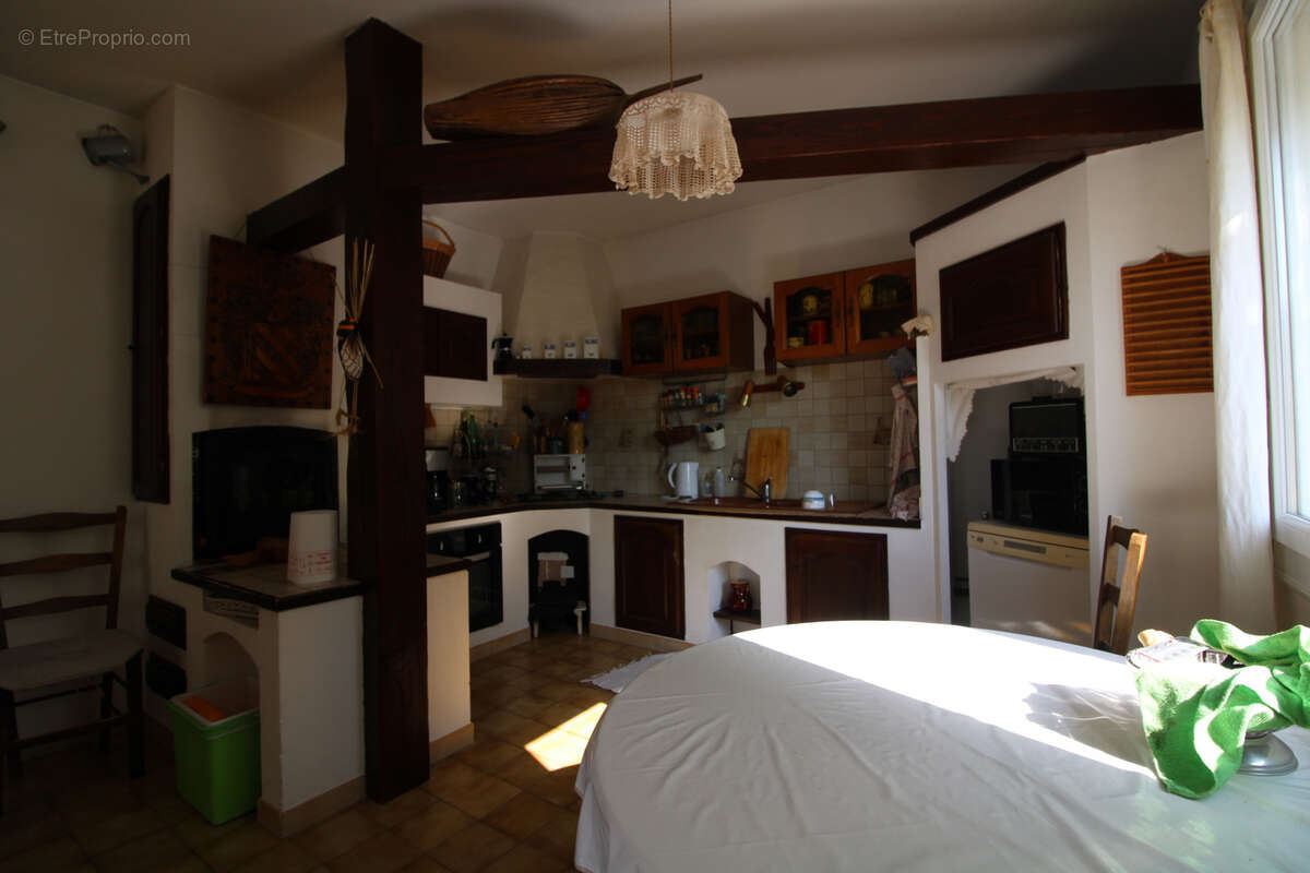 Maison à ALLEGRE-LES-FUMADES
