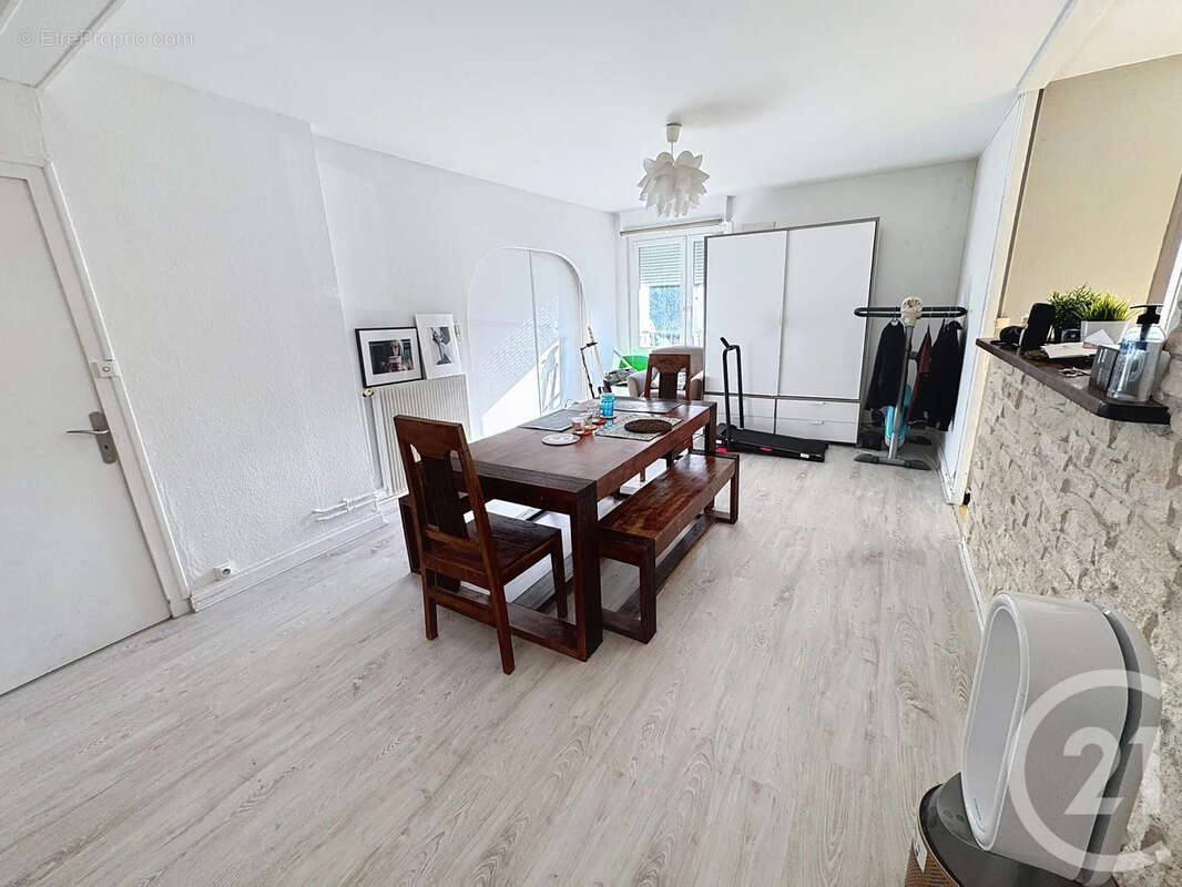 Appartement à LYON-7E