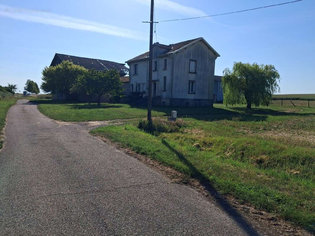 Maison à CHATEAU-SALINS