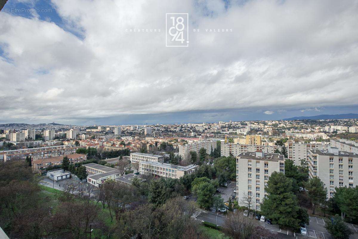 Appartement à MARSEILLE-11E