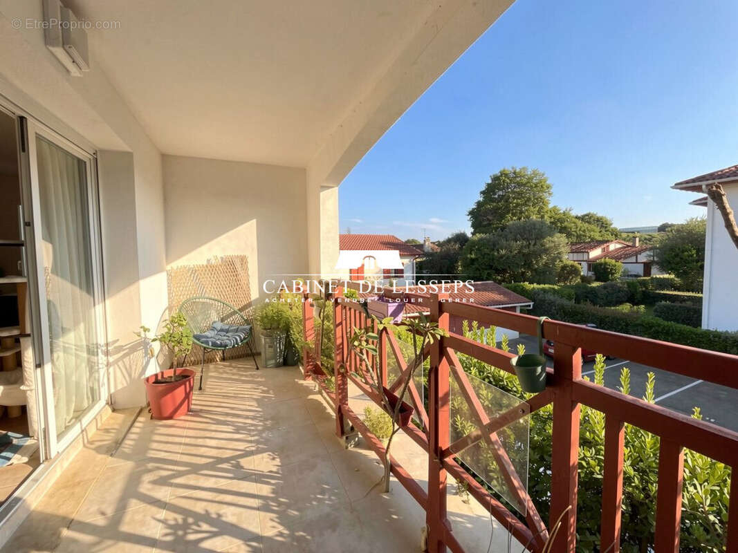 Appartement à USTARITZ