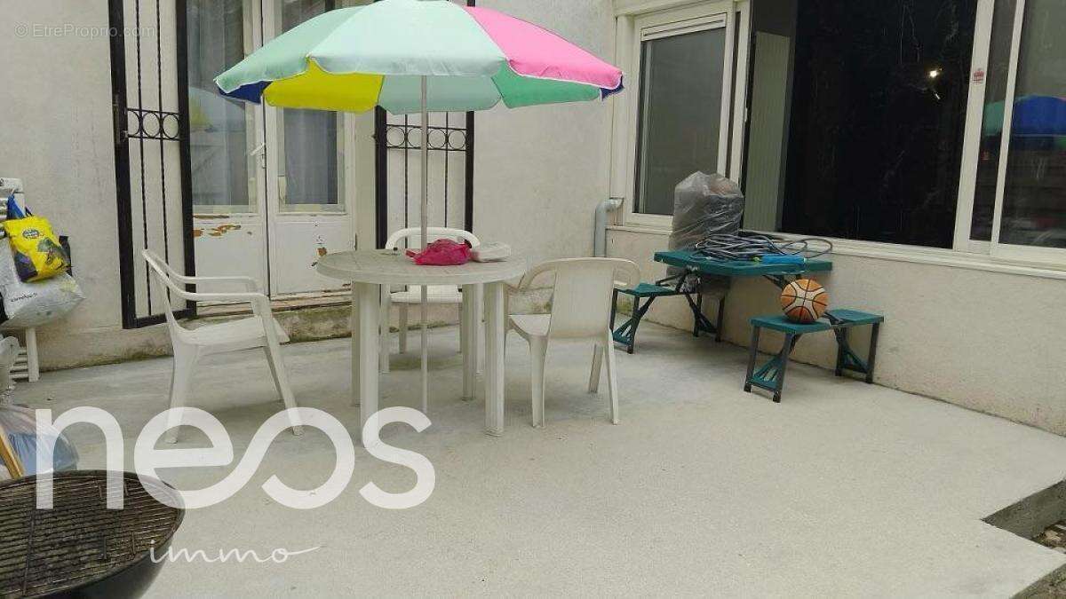 Appartement à SAINT-MAUR-DES-FOSSES