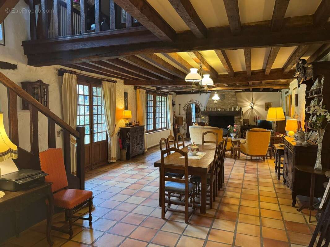 Maison à PACY-SUR-EURE