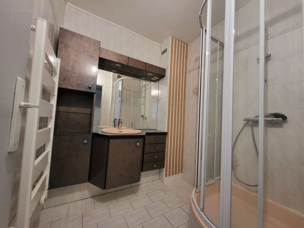 Appartement à SAINT-PIERRE-LES-ELBEUF