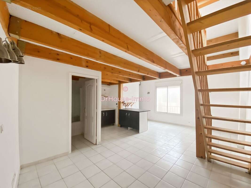 Appartement à SAINT-MAXIMIN-LA-SAINTE-BAUME