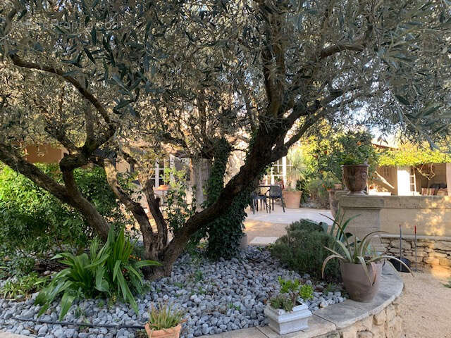 Véritable havre de paix , Uzes à pieds - photo 8