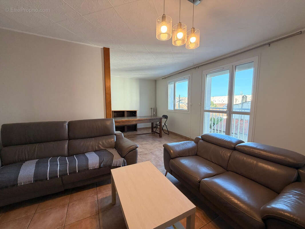 Appartement à NIMES