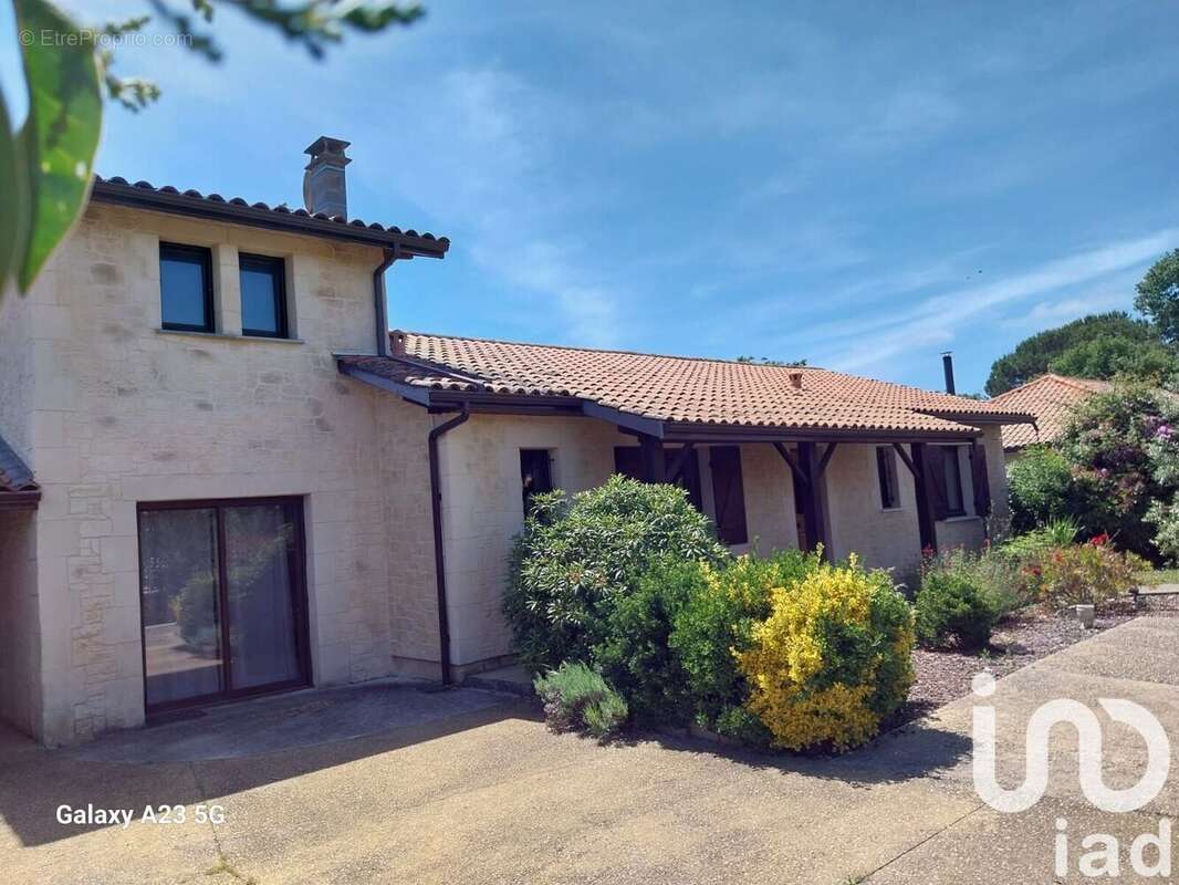 Photo 4 - Maison à LANTON