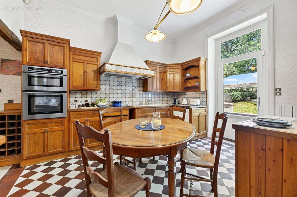 Maison 370 m² à Corgnac-Sur-L'isle  - photo 7