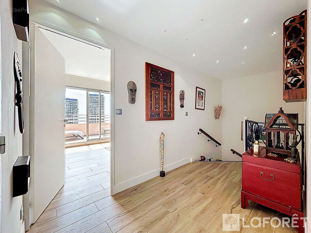 Appartement à BEAUSOLEIL