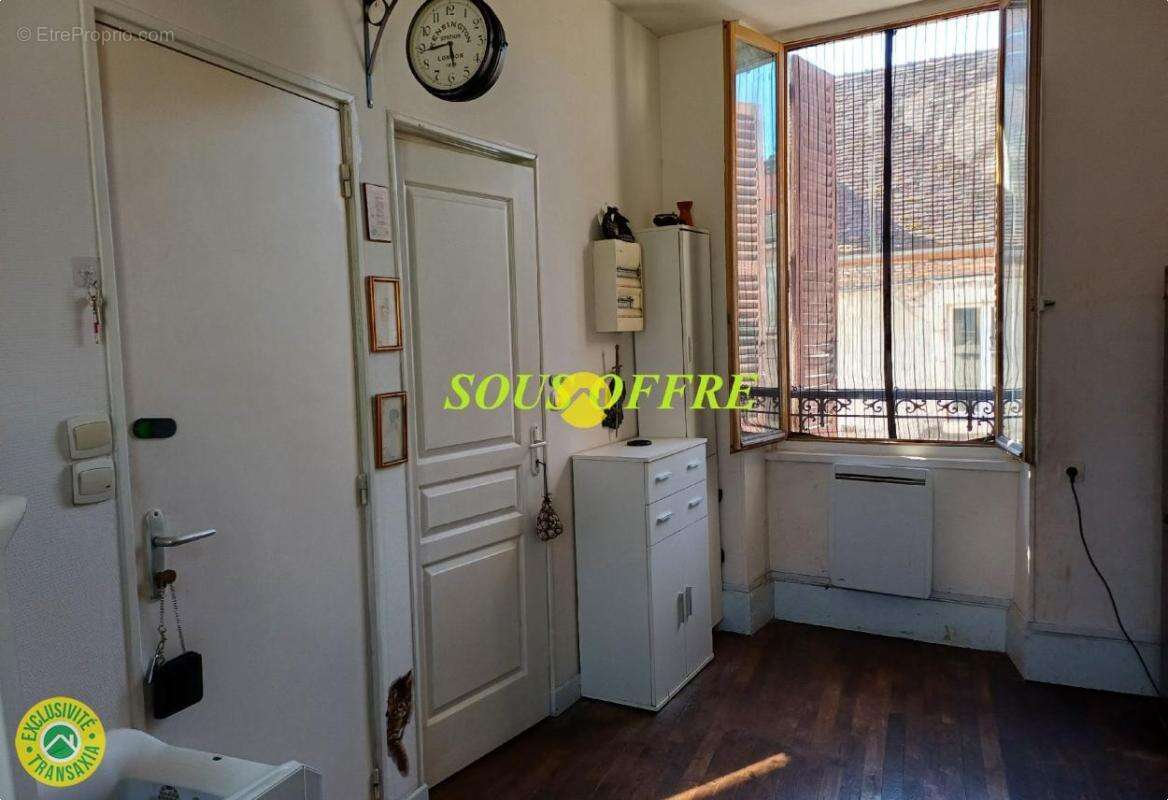 Appartement à CHAROST