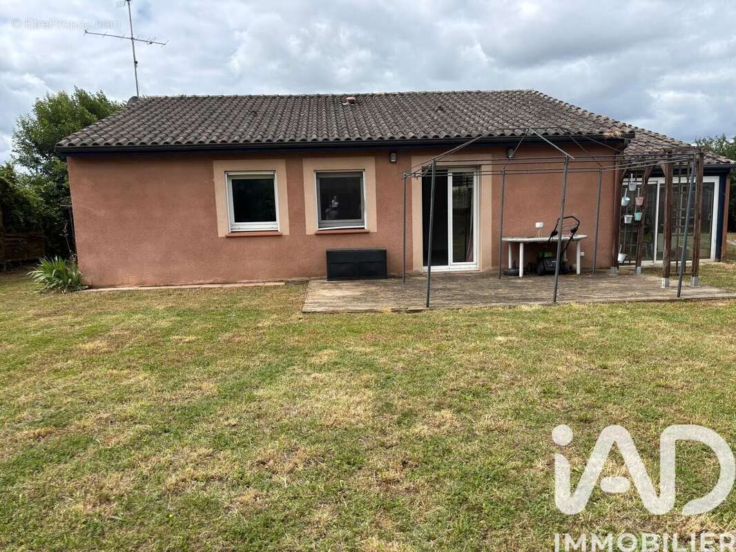 Photo 3 - Maison à MONTBERON