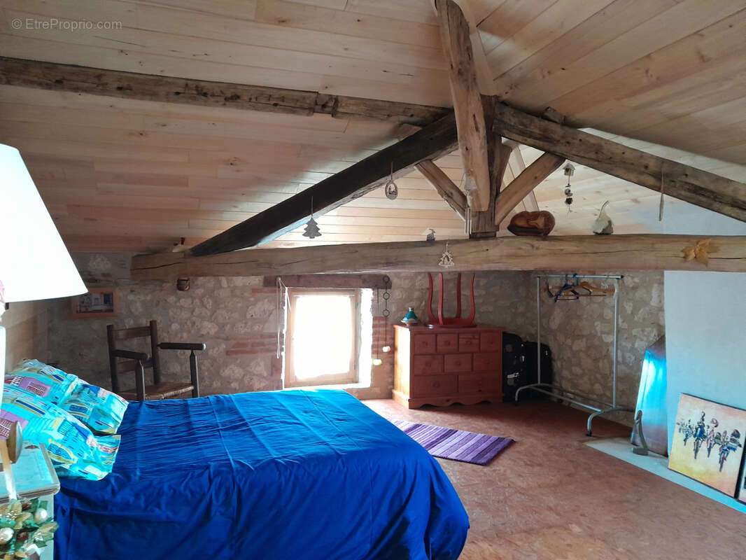 Maison à BOUDOU