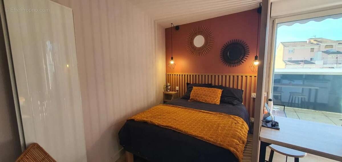 Appartement à MARSEILLE-3E