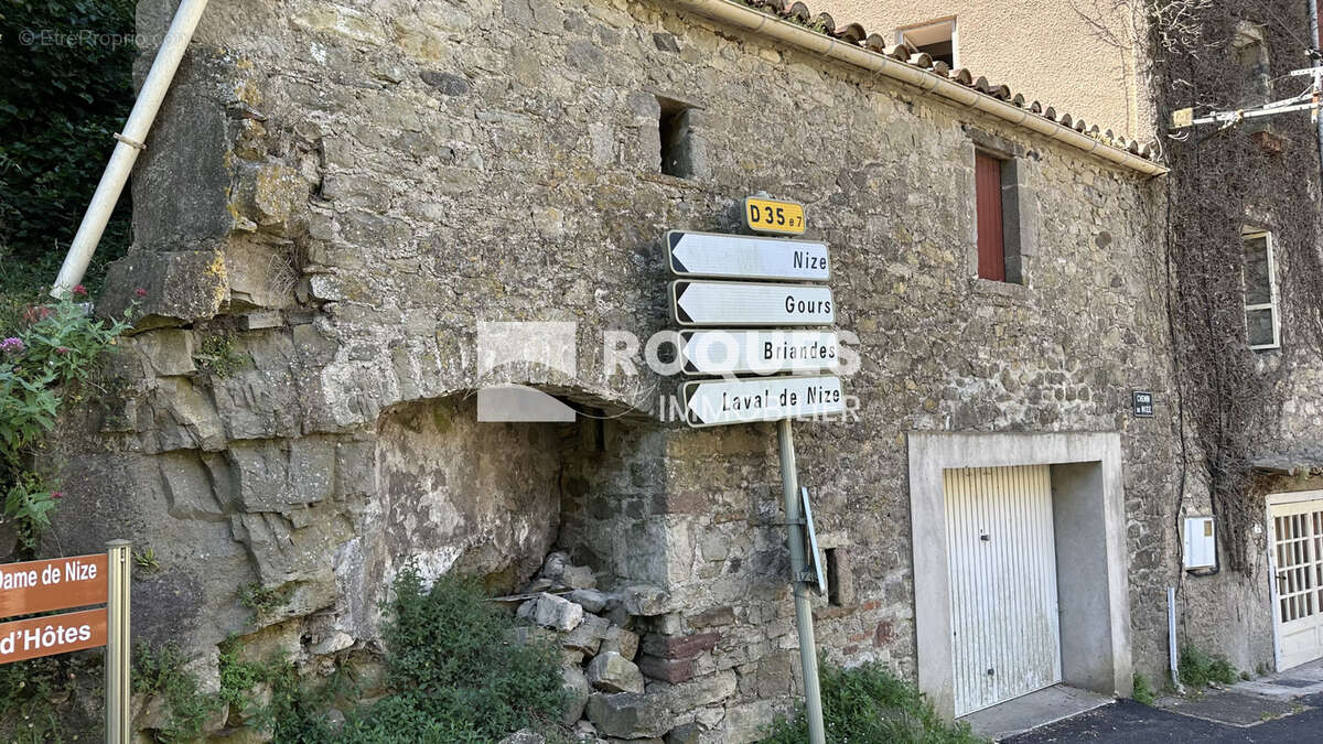 Maison à LUNAS