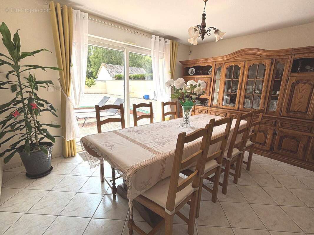 Maison 143 m² à Choisy-Au-Bac  - photo 4