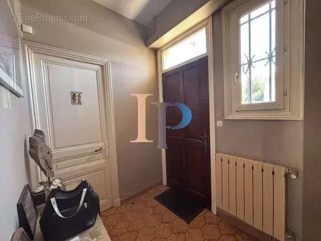 Charlieu- maison sur parc - photo 24