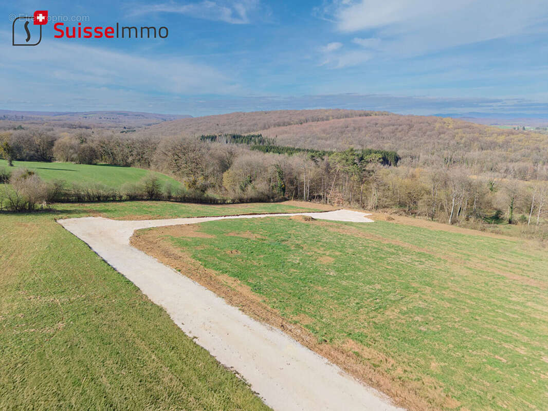 Terrain à MONTENOIS