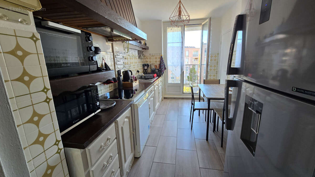 Appartement à PORT-DE-BOUC