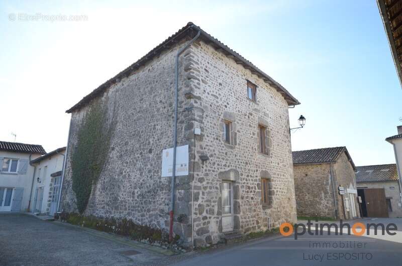 Maison à BRIGUEUIL