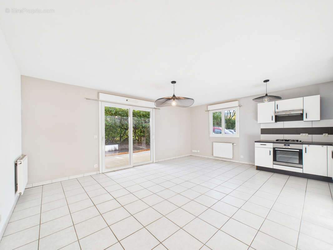 Appartement à COGNIN