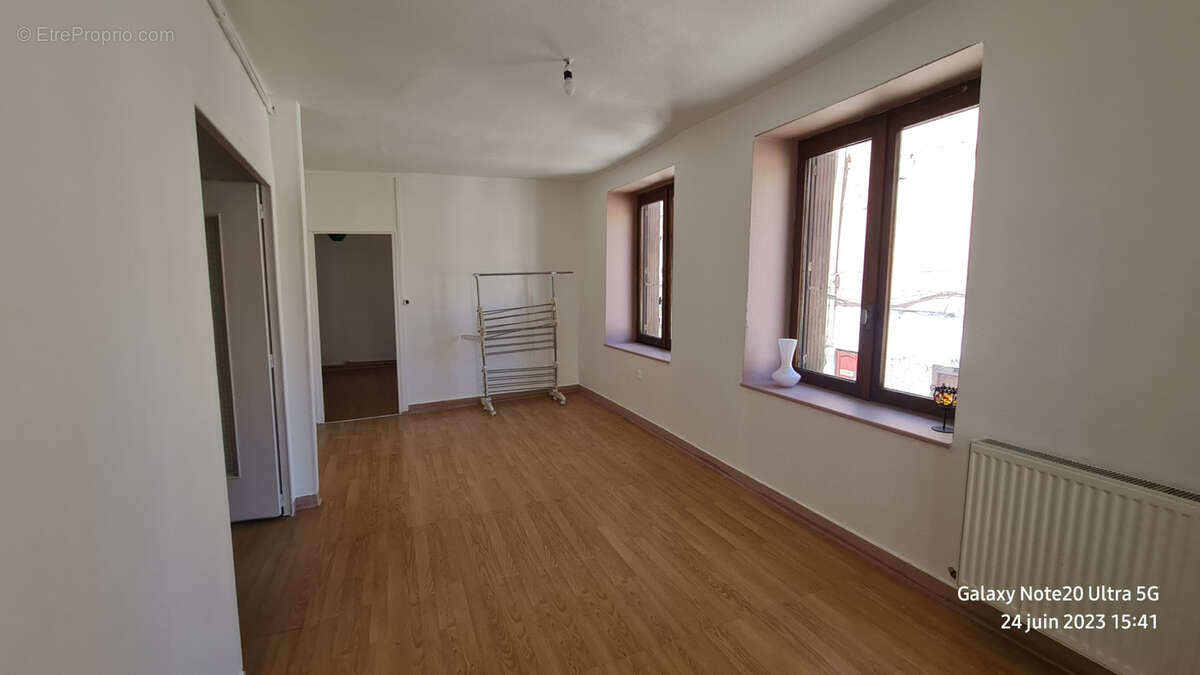 Appartement à SAINT-ETIENNE