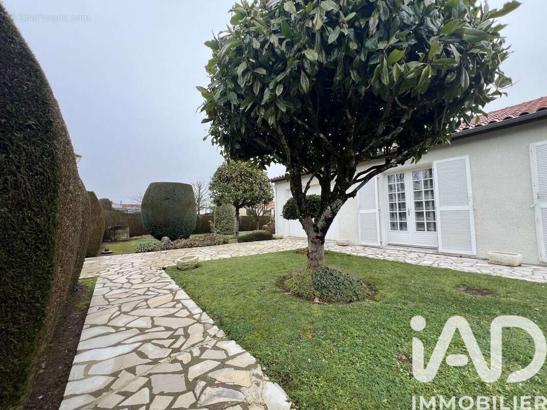 Photo 3 - Maison à SAINT-MESMIN