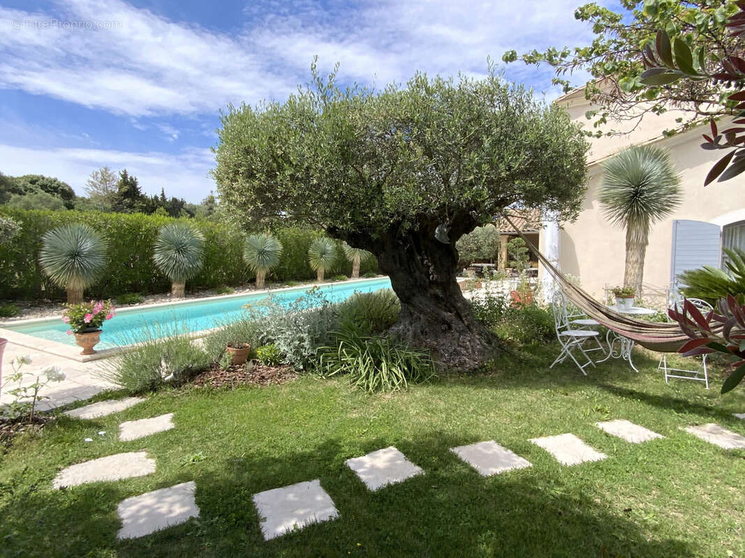 Maison à UZES