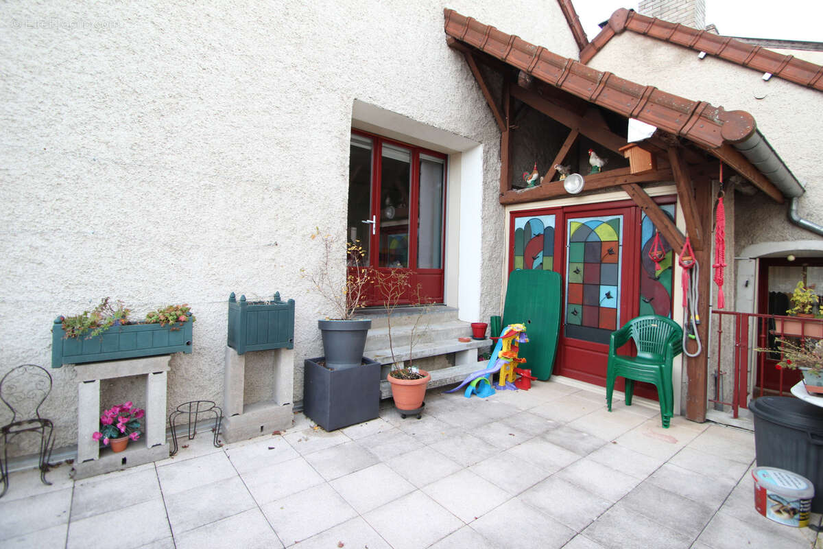 Maison à PLOMBIERES-LES-DIJON