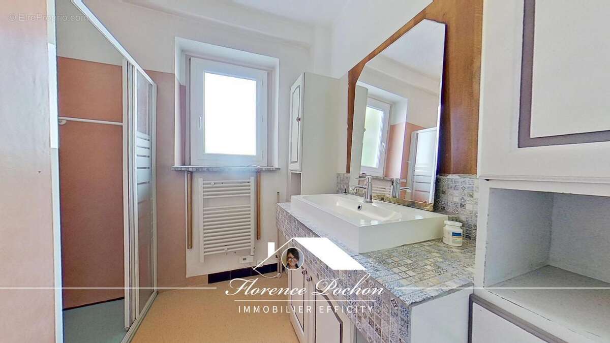 Maison 158 m² à Craponne-Sur-Arzon  - photo 15